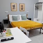 Justkey بيت ضيافة لا سبيتسْيا